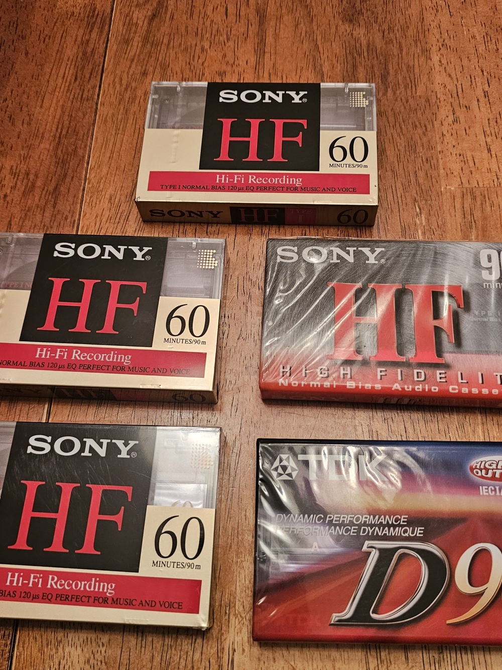 Sony HF 60 Hi‑Fi Recording Cassette Tapes - Red & Cream